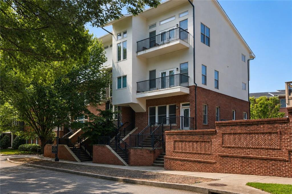 745 Fountainhead Lane NE 111