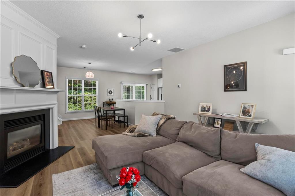 11255 Wittenridge Drive, Alpharetta, Georgia image 8