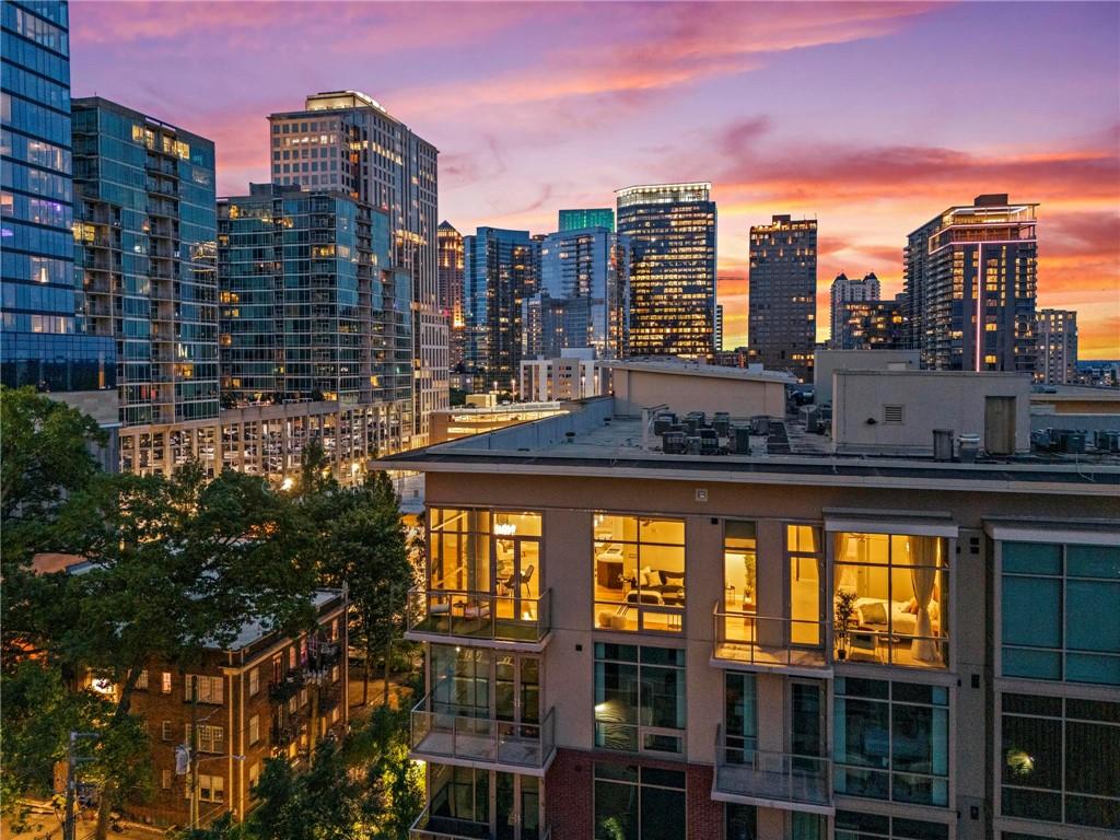 905 Juniper Street NE 808