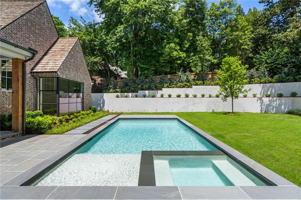 2515 Habersham Road, Atlanta, Georgia image 28