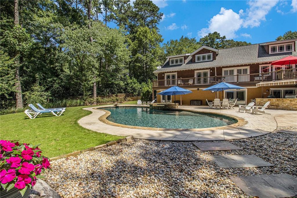 1490 Chevron Drive