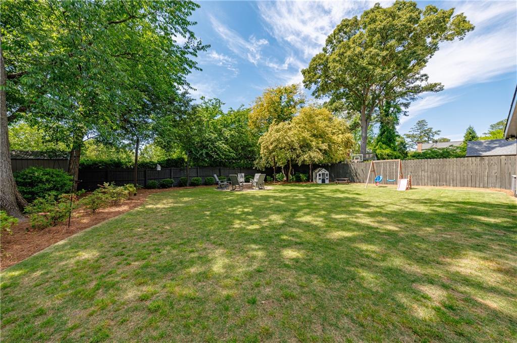 2334 Cortez Way NE