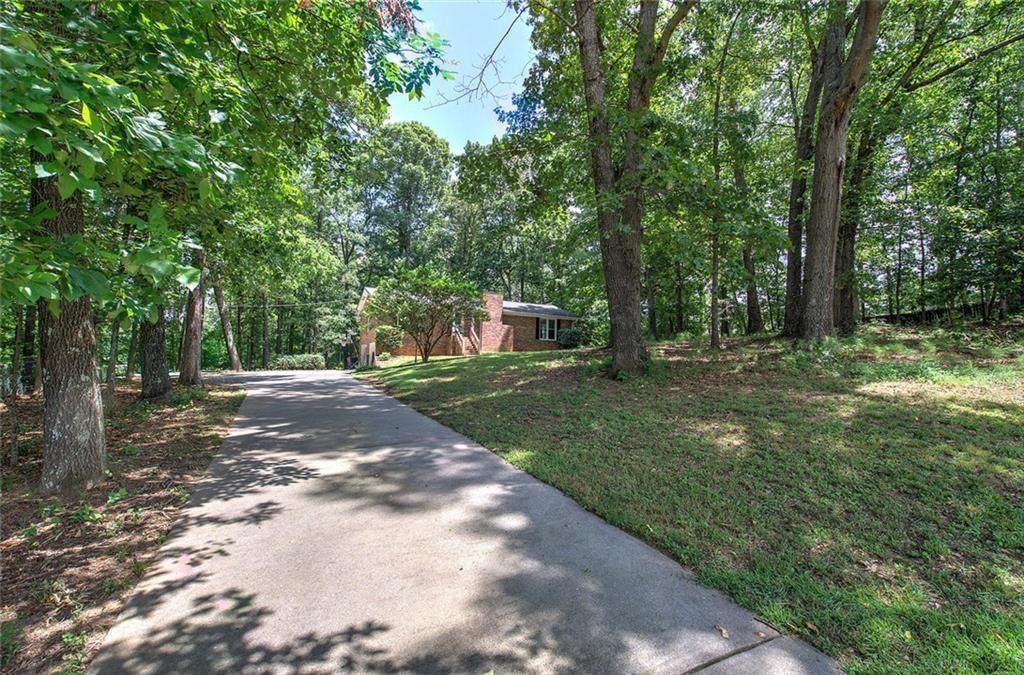 2140 McDuffie Road