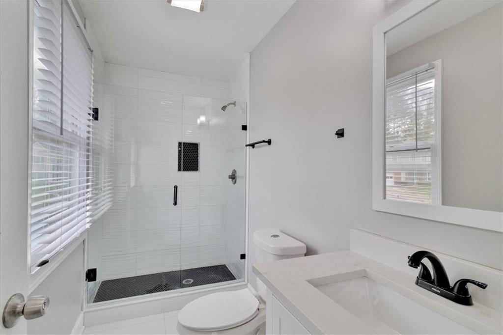 10540 Willow View Circle, Alpharetta, Georgia image 27