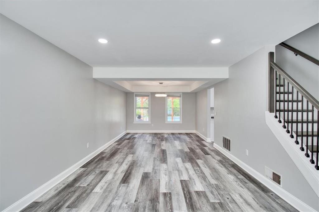 10540 Willow View Circle, Alpharetta, Georgia image 13