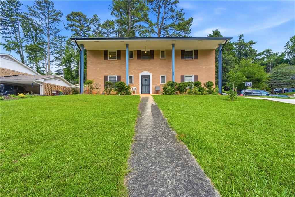 1020 Cedar Circle