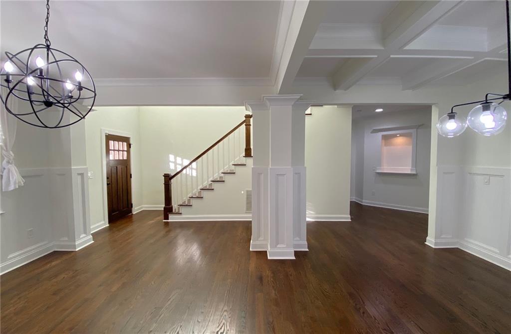 210 S Howard Street SE