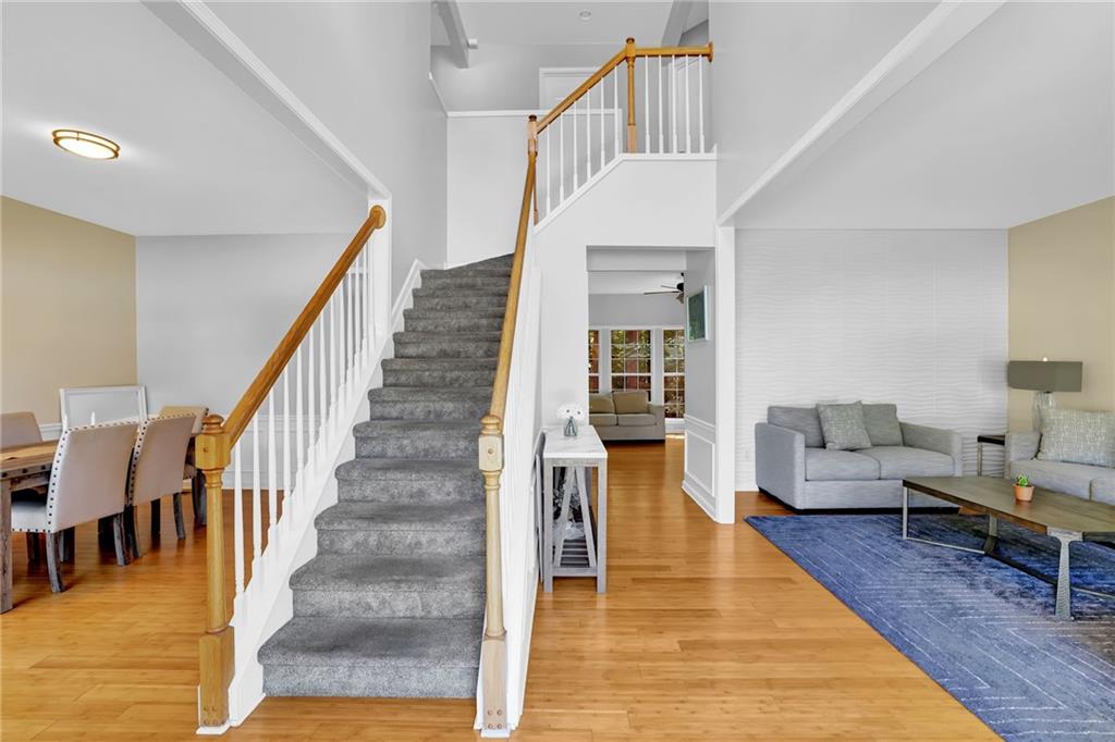 3550 Myrtlewood Chase NW