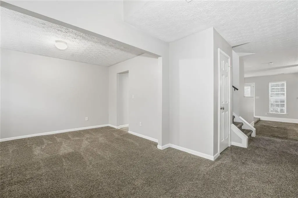 Atlanta, Georgia 30349, United States, 5 Bedrooms Bedrooms, ,3 BathroomsBathrooms,Residential,Active,252026