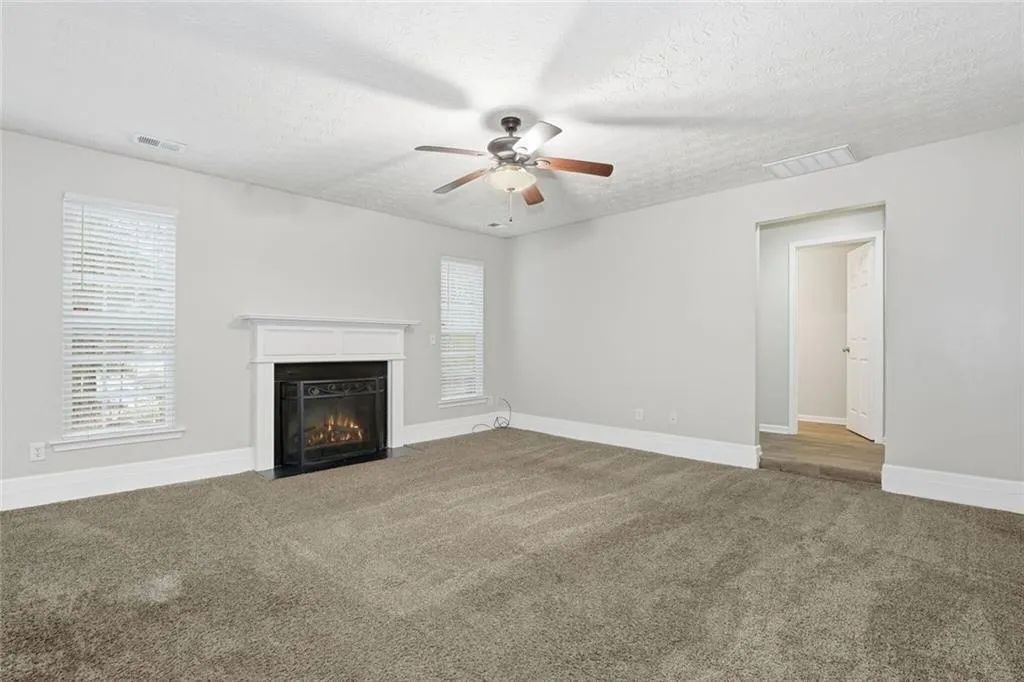 Atlanta, Georgia 30349, United States, 5 Bedrooms Bedrooms, ,3 BathroomsBathrooms,Residential,Active,252026