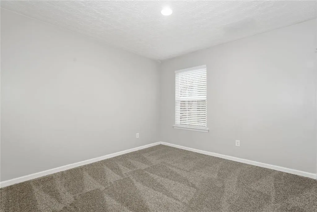 Atlanta, Georgia 30349, United States, 5 Bedrooms Bedrooms, ,3 BathroomsBathrooms,Residential,Active,252026