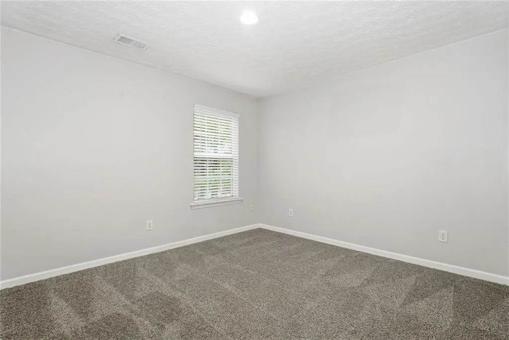 Atlanta, Georgia 30349, United States, 5 Bedrooms Bedrooms, ,3 BathroomsBathrooms,Residential,Active,252026