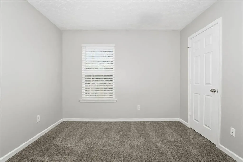 Atlanta, Georgia 30349, United States, 5 Bedrooms Bedrooms, ,3 BathroomsBathrooms,Residential,Active,252026