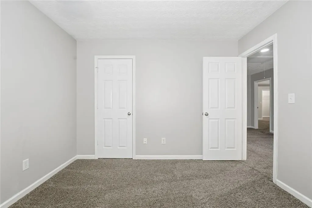 Atlanta, Georgia 30349, United States, 5 Bedrooms Bedrooms, ,3 BathroomsBathrooms,Residential,Active,252026