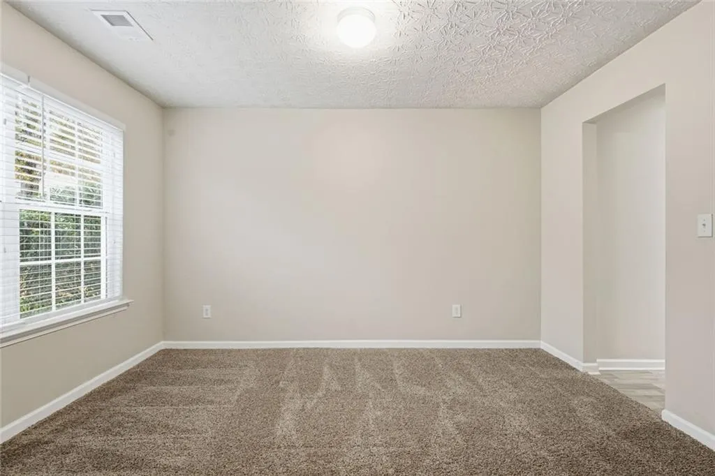 Atlanta, Georgia 30349, United States, 5 Bedrooms Bedrooms, ,3 BathroomsBathrooms,Residential,Active,252026