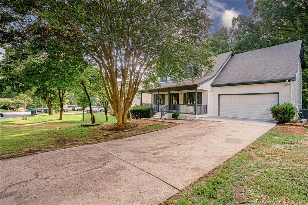 2021 Hunters Cove Dr