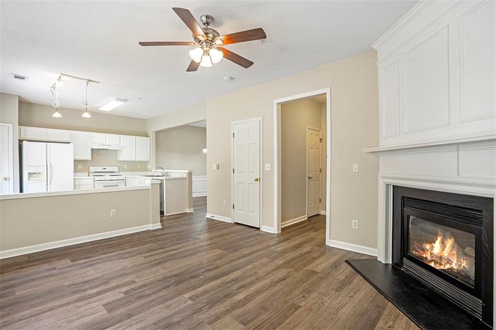 Windward Pointe - Residential Lease