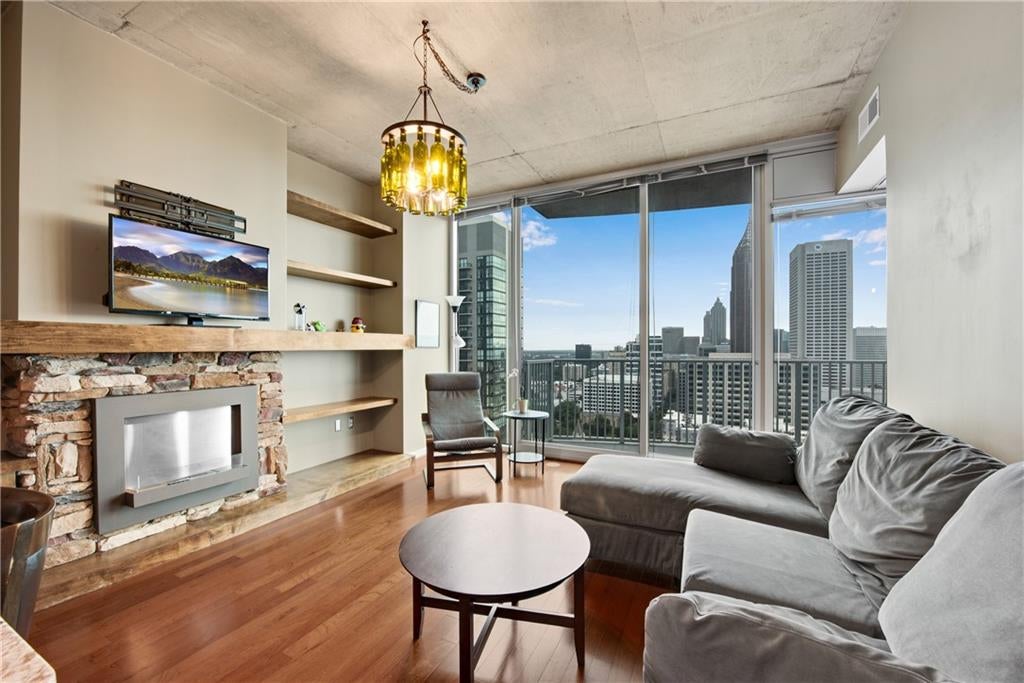 860 Peachtree Street NE 2504
