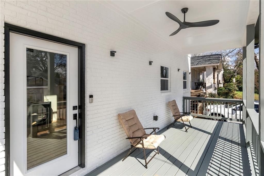 Photo of 959 Woodbourne Drive SW, Atlanta, GA 30310 (MLS # 7728540)