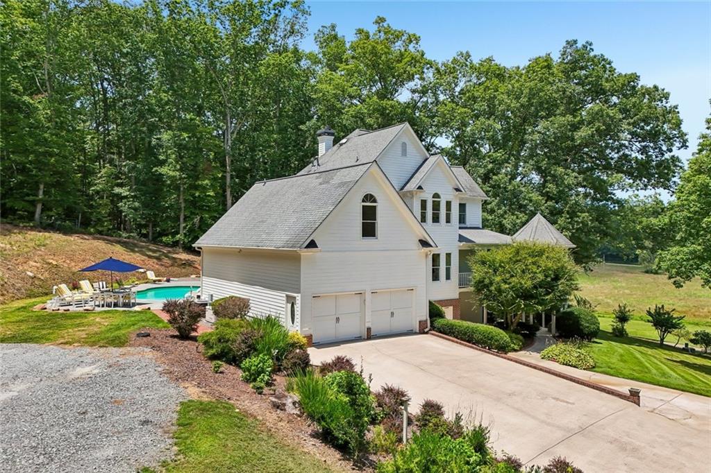 4218 Roy Road