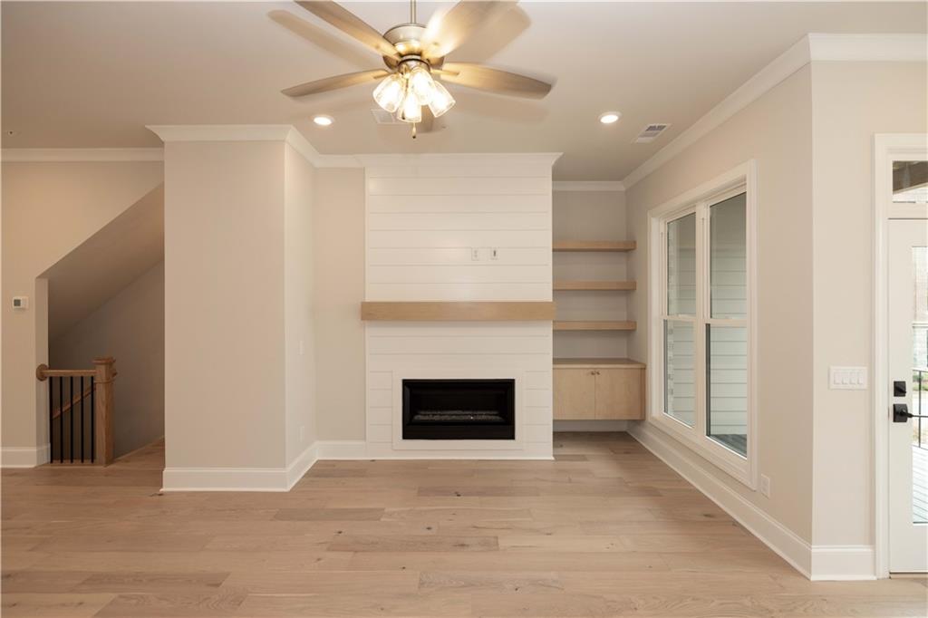 Towns on Thompson - Residential
