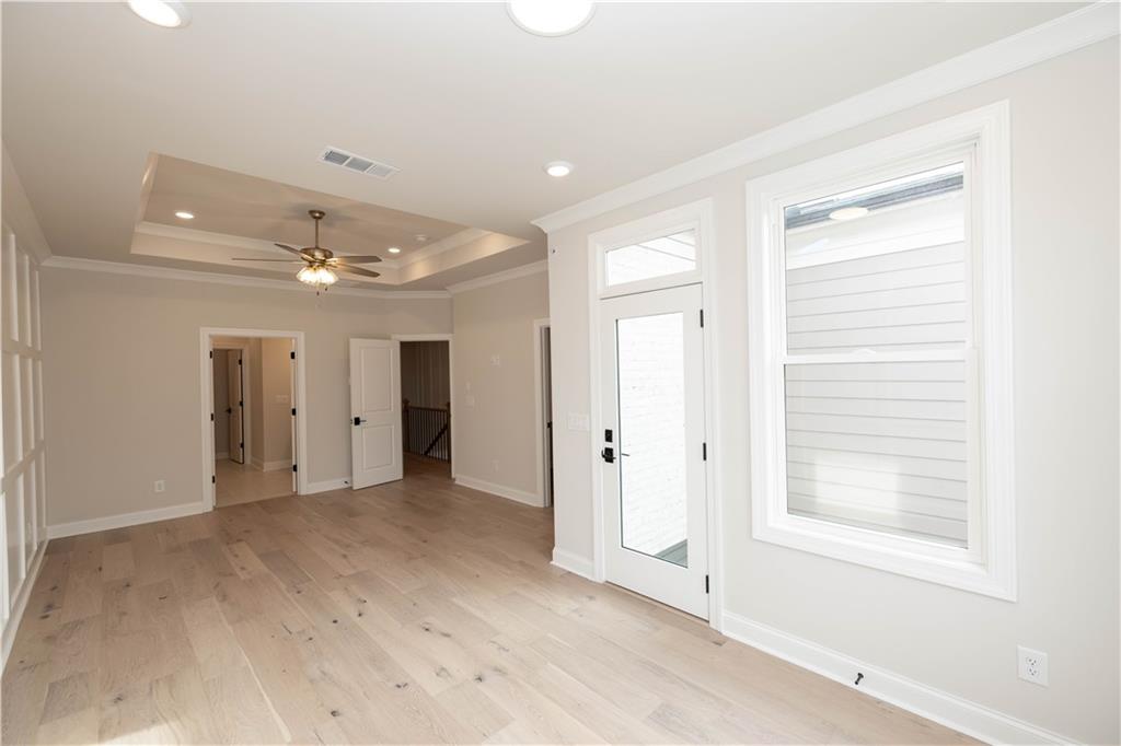 Towns on Thompson - Residential