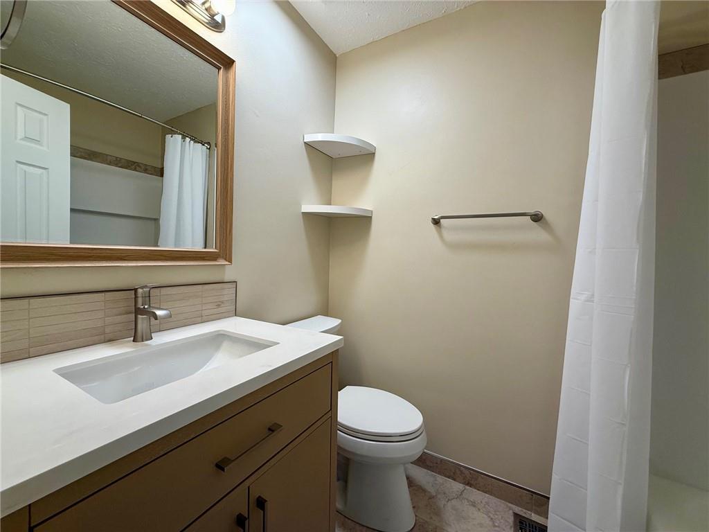 Oak Harbor Townhomes - Residential Lease