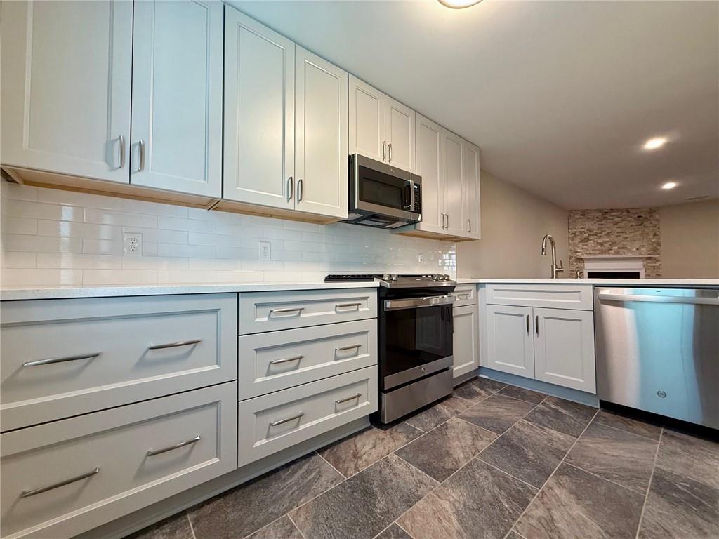 Oak Harbor Townhomes - Residential Lease