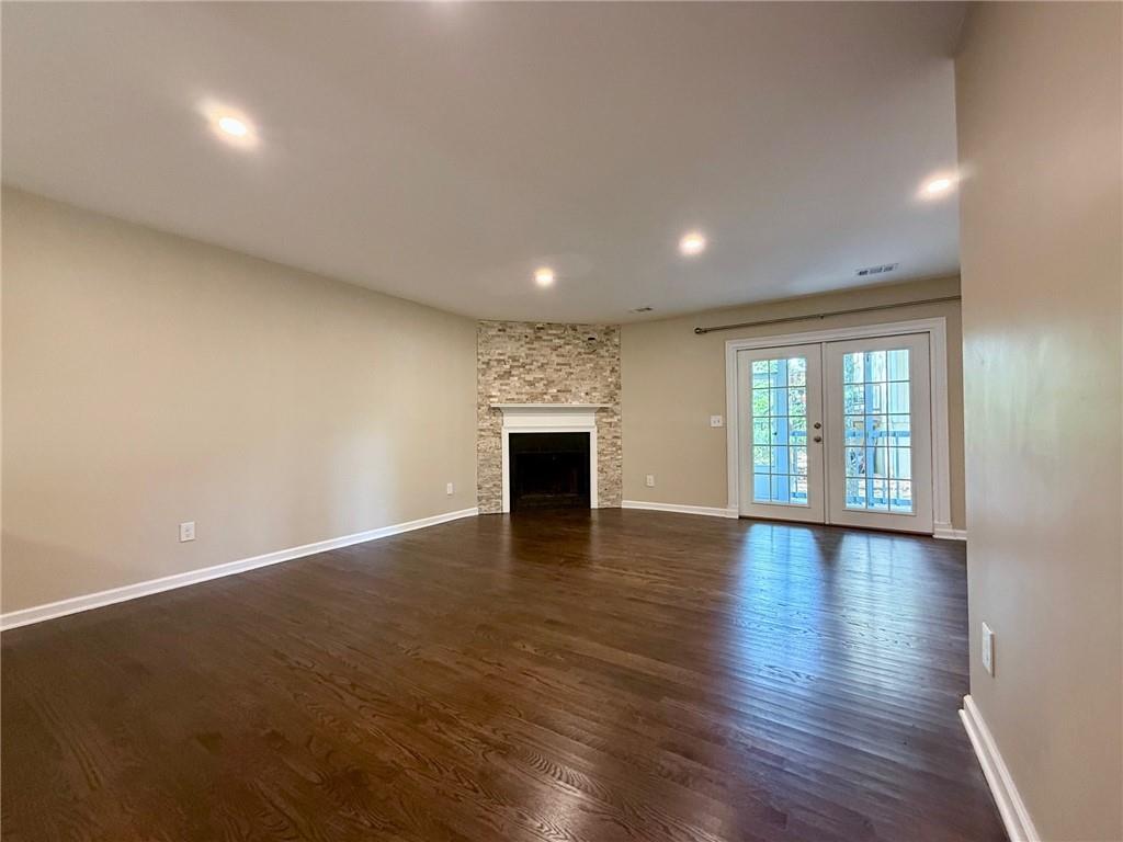 Oak Harbor Townhomes - Residential Lease