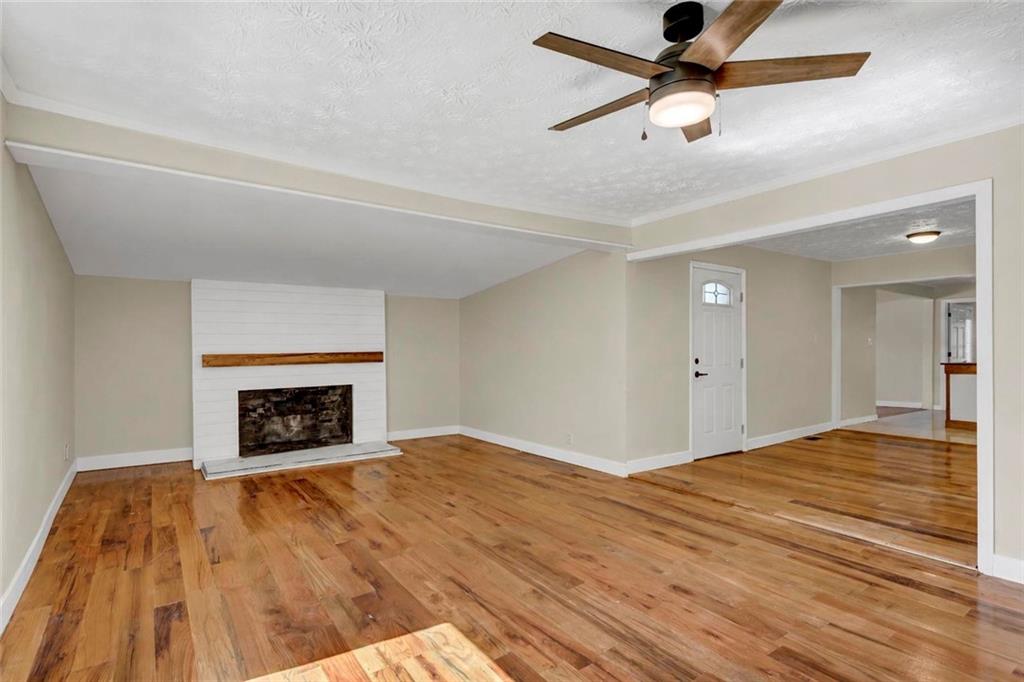 575 Laurelwood Drive