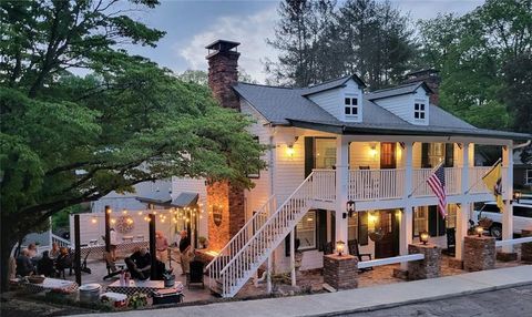 168 West Main Street Dahlonega GA 30533