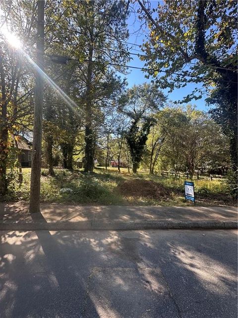 32 Walker Street Cartersville GA 30120