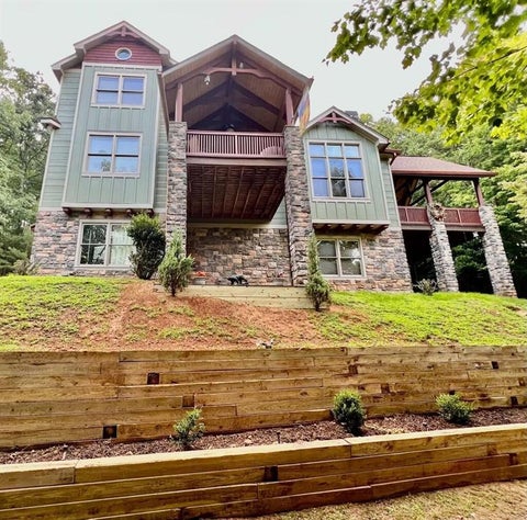 Homes For Sale - 381 Laurel Ridge Drive<br/> Ellijay, GA 30536