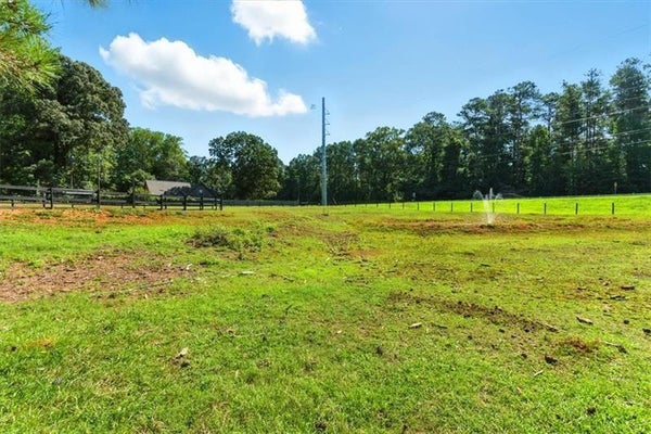 4990 HILL RD NW, ACWORTH, GA 30101 - Image 09bfbd59e3fc6a4f2d4efb23b8113063/167717876