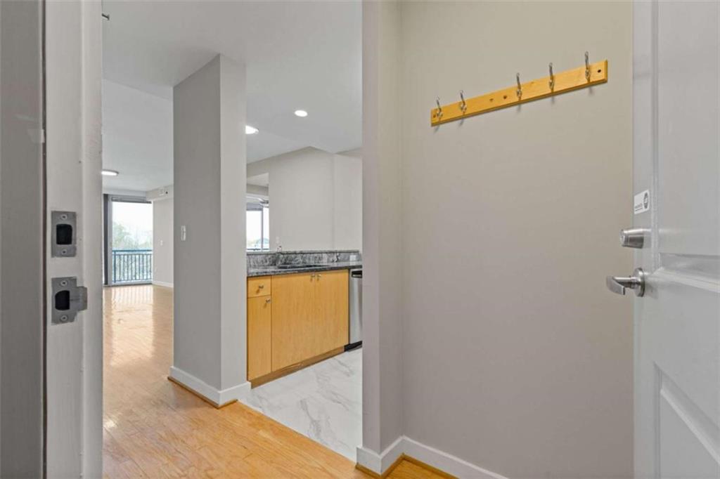 3338 Peachtree Road APT 403