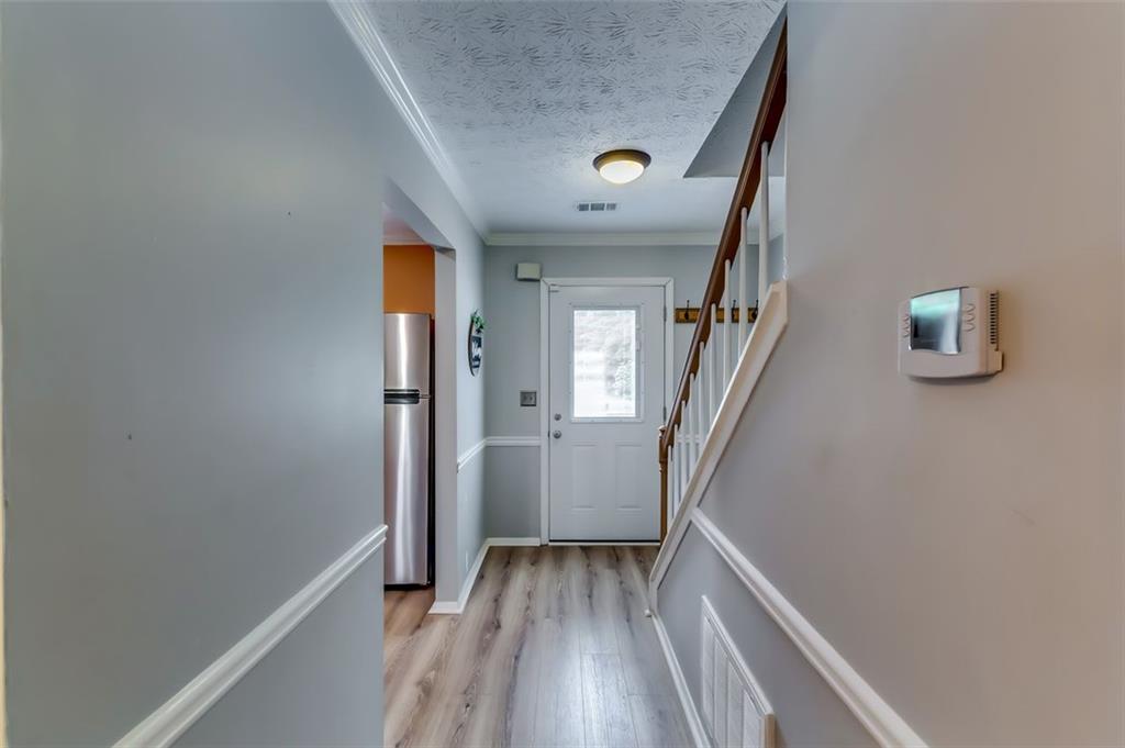 2972 ASPEN WOODS ENTRY
