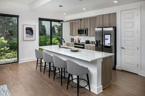 Apartment For Rent - 10 Tower Street #140<br/> Atlanta, GA 30363