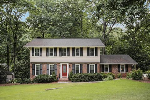 Single Family Residence in Tucker GA 4261 Waterloo Circle.jpg