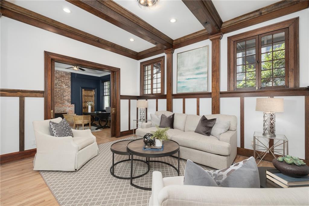 747 Myrtle Street NE