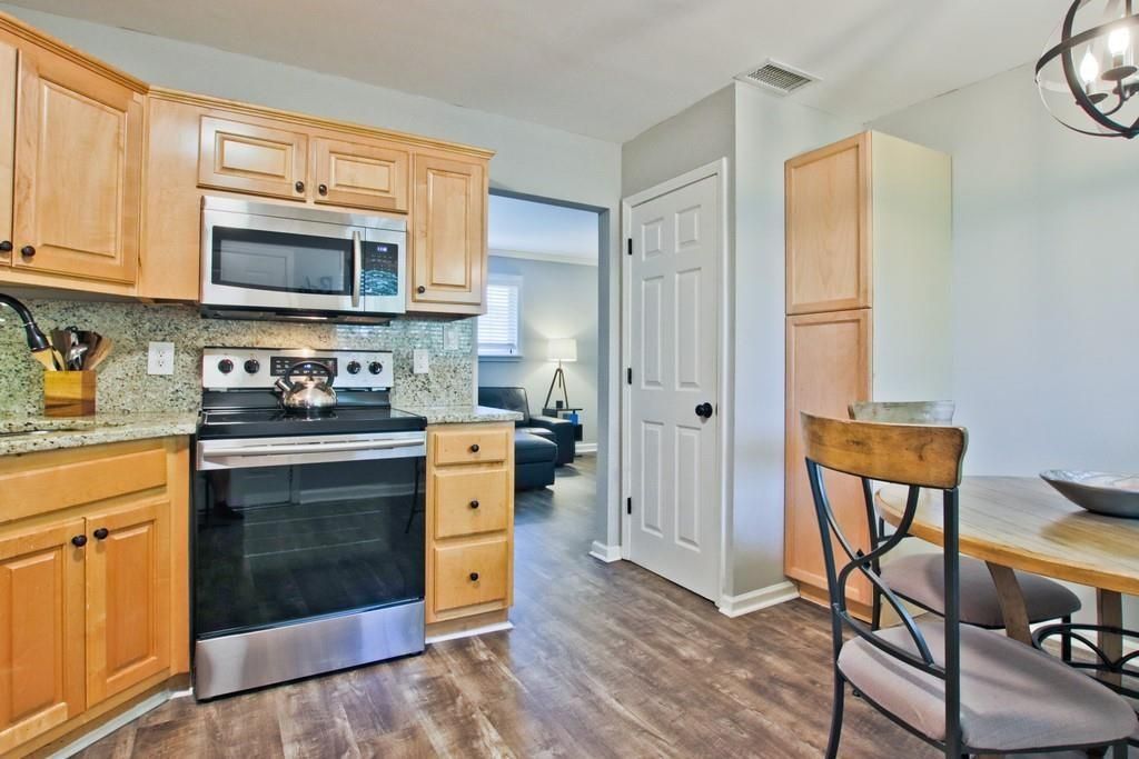 Photo of 315 Hilderbrand Drive #C7, Atlanta, GA 30328 (MLS # 7703926)