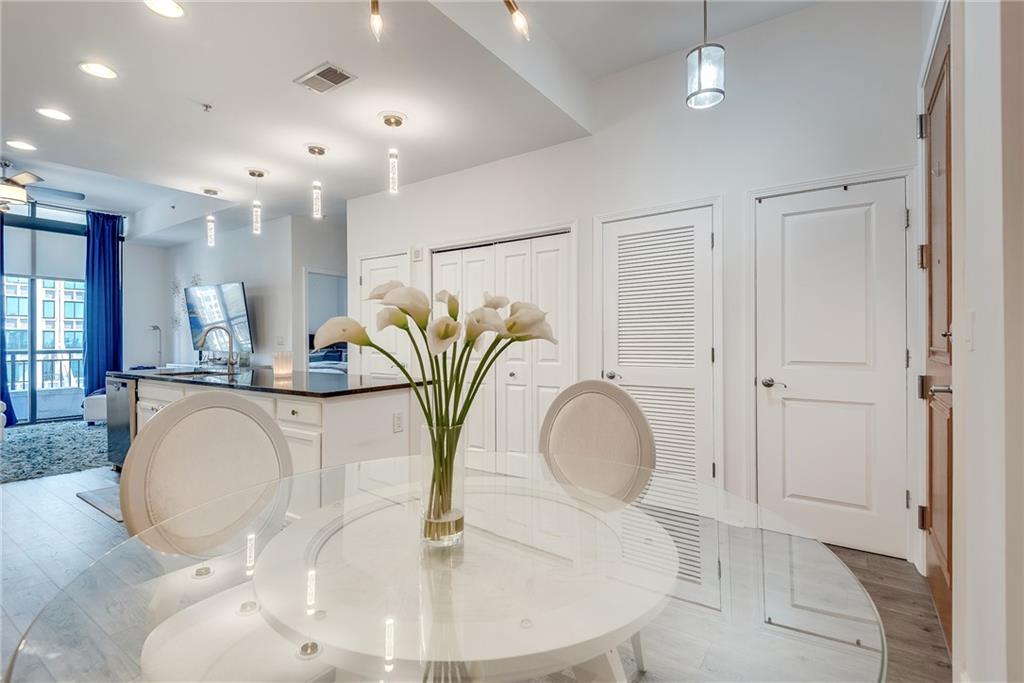 3040 Peachtree Road NW 1602