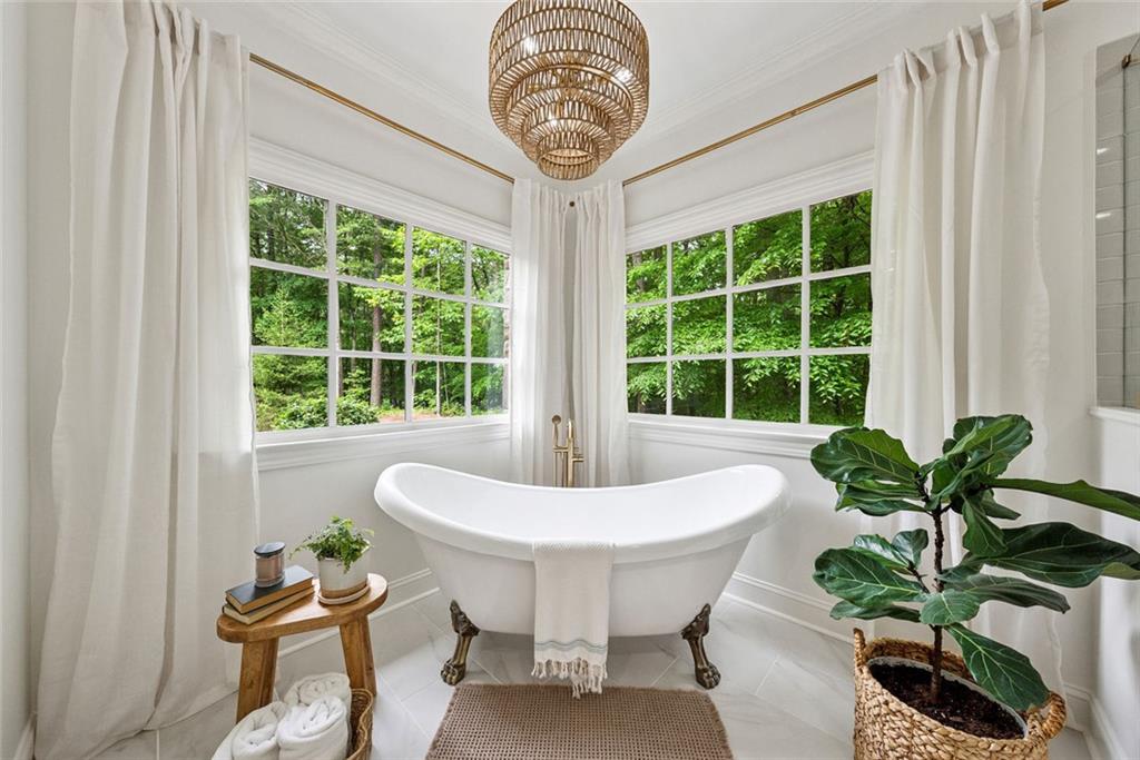 HICKORY HILL ESTATES - Residential