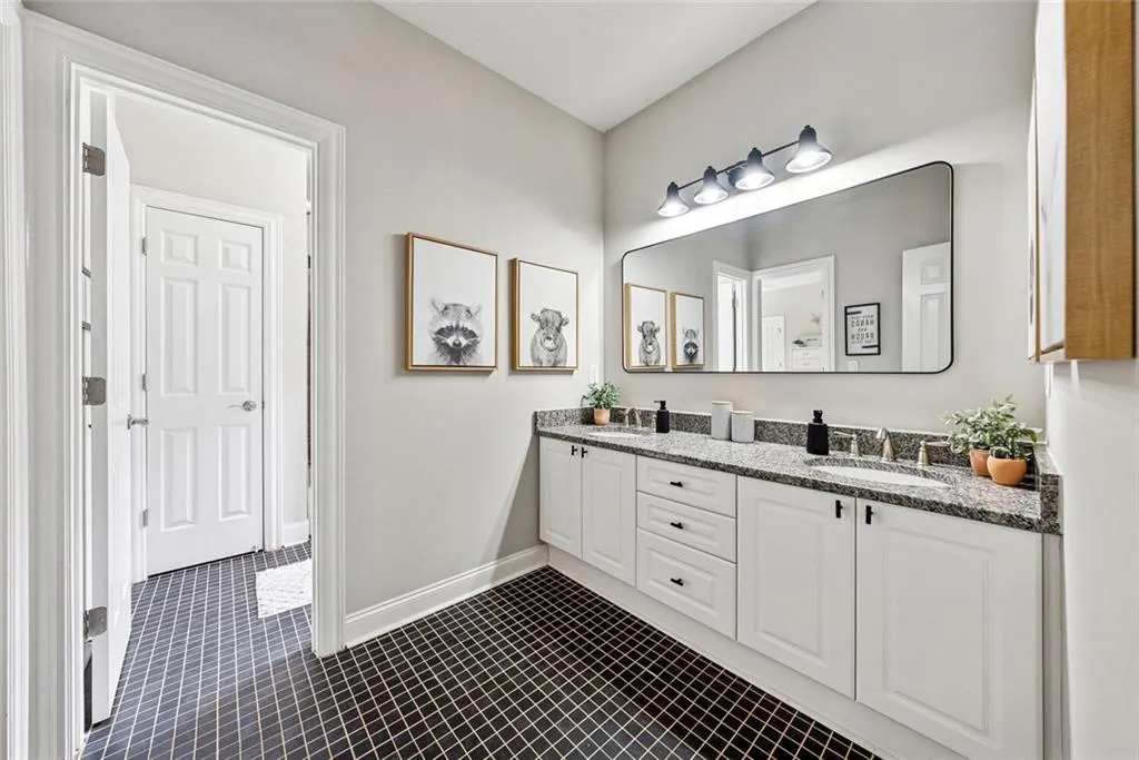 Alpharetta, Georgia 30004, United States, 6 Bedrooms Bedrooms, ,6 BathroomsBathrooms,Residential,Active,133299