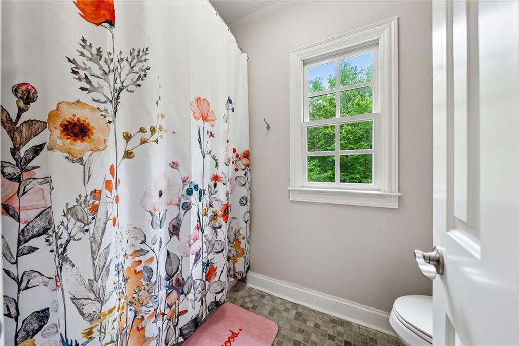 HICKORY HILL ESTATES - Residential