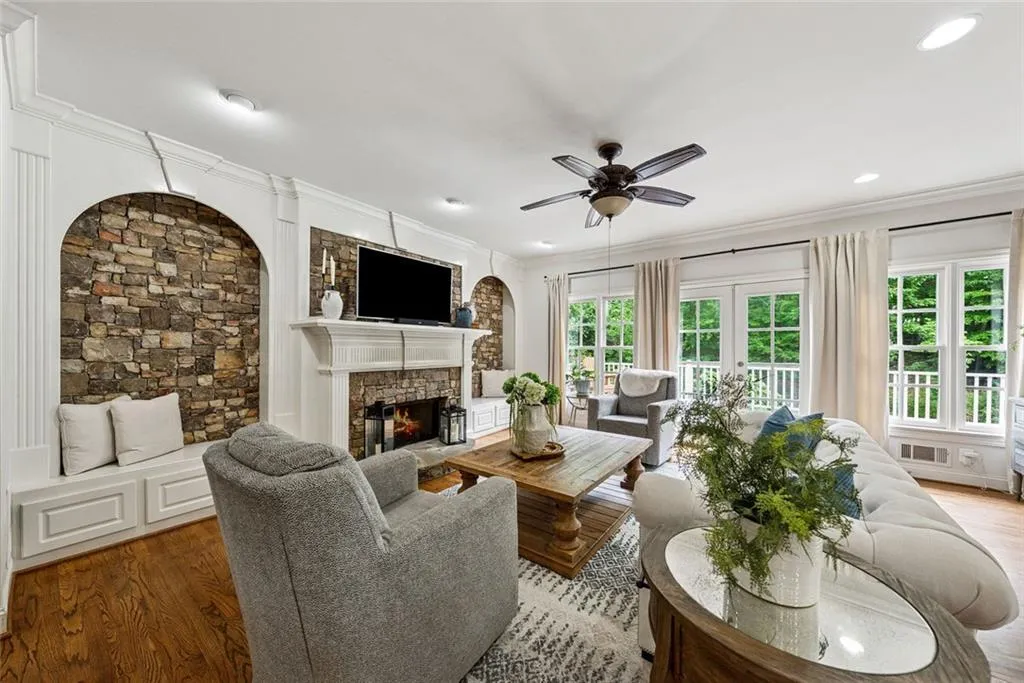 Alpharetta, Georgia 30004, United States, 6 Bedrooms Bedrooms, ,6 BathroomsBathrooms,Residential,Active,133299