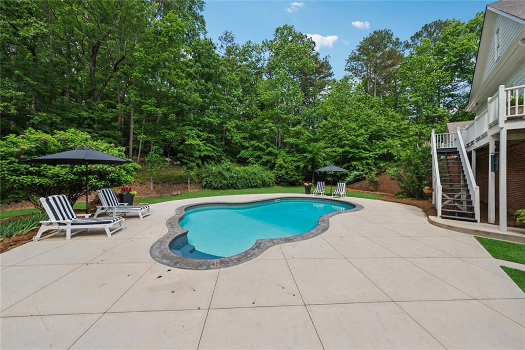 HICKORY HILL ESTATES - Residential