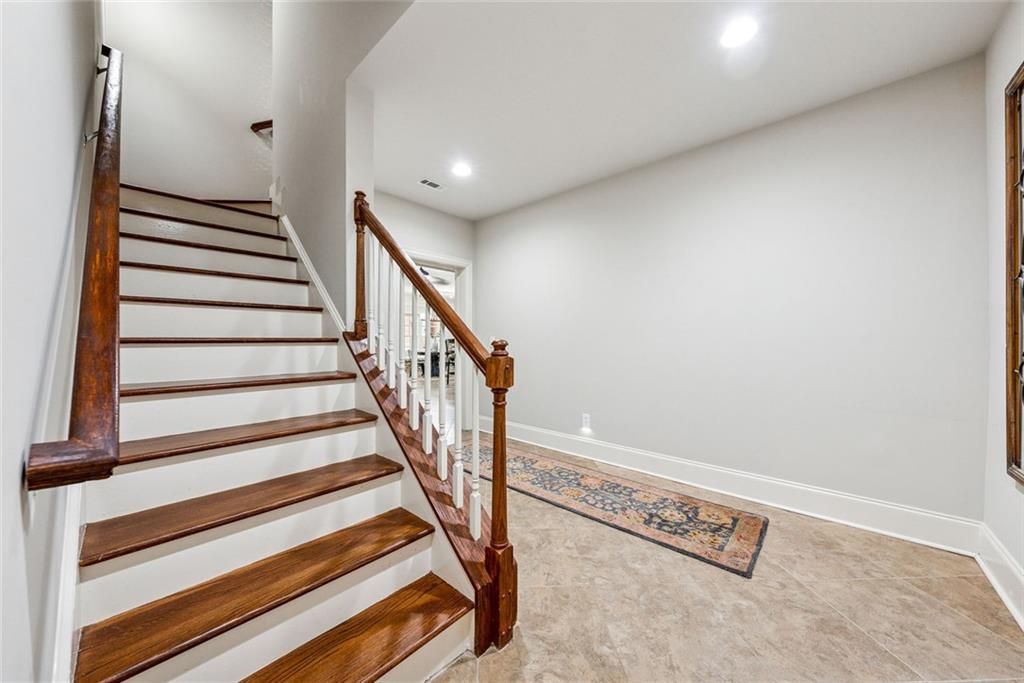 HICKORY HILL ESTATES - Residential