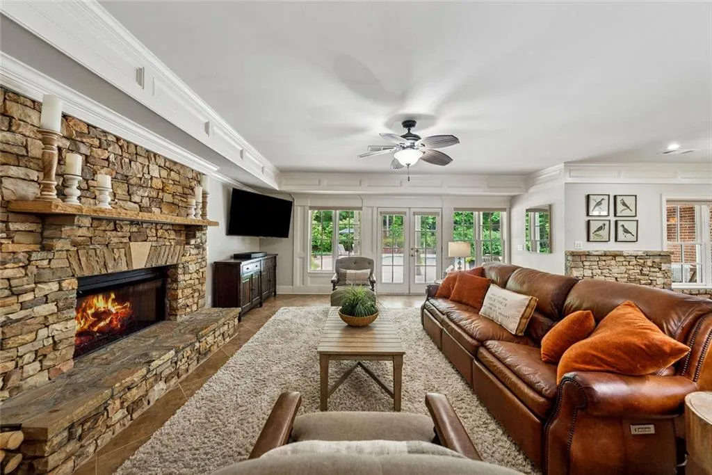 Alpharetta, Georgia 30004, United States, 6 Bedrooms Bedrooms, ,6 BathroomsBathrooms,Residential,Active,133299