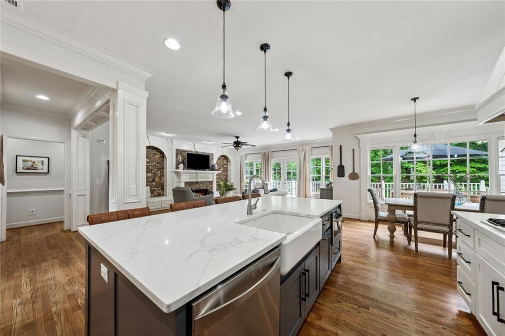 HICKORY HILL ESTATES - Residential