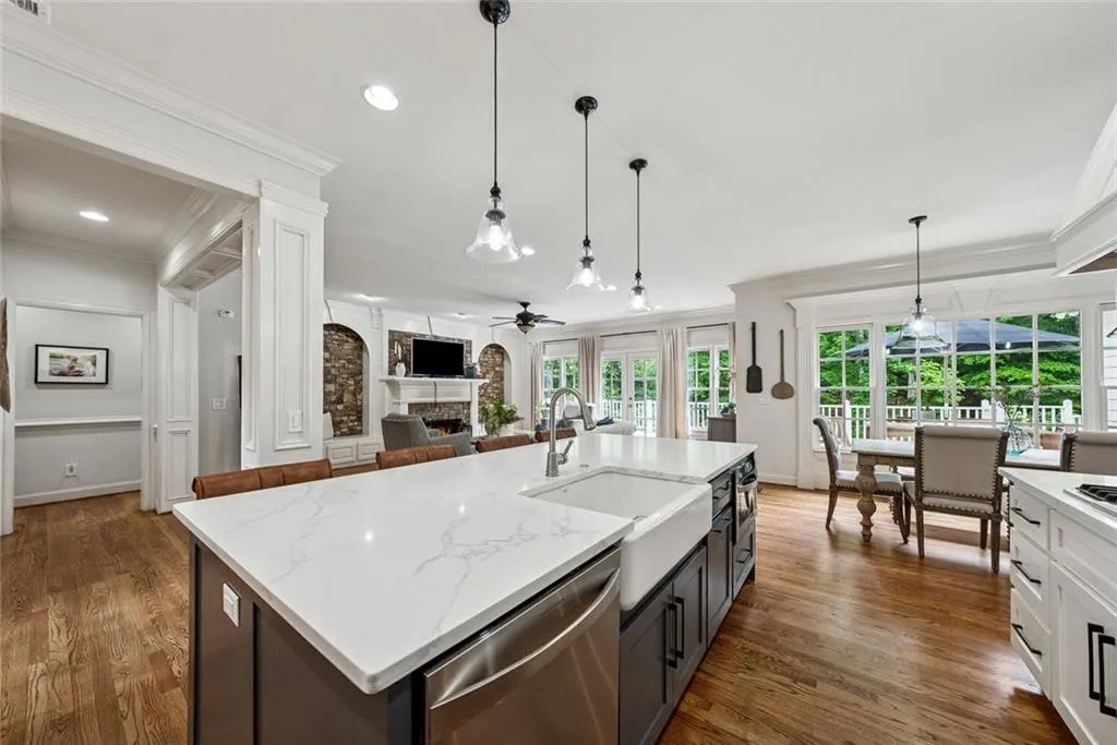 Alpharetta, Georgia 30004, United States, 6 Bedrooms Bedrooms, ,6 BathroomsBathrooms,Residential,Active,133299